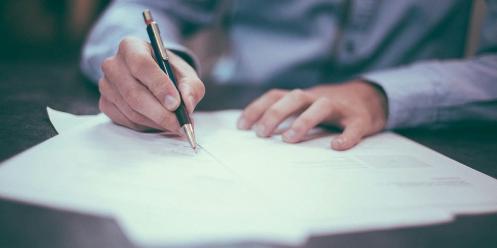 Comment éviter la lourde amende pour déclaration de revenus papier en 2026
