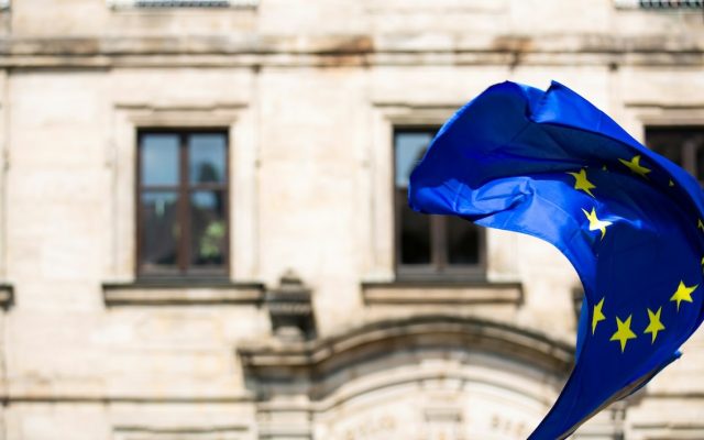 Impact du modèle d&rsquo;IA open source de l&rsquo;UE sur l&rsquo;économie numérique : vers une souveraineté technologique européenne