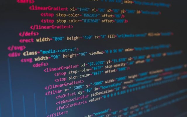 Comment l&rsquo;essor de l&rsquo;IA redéfinit-il les contributions aux projets open source ?